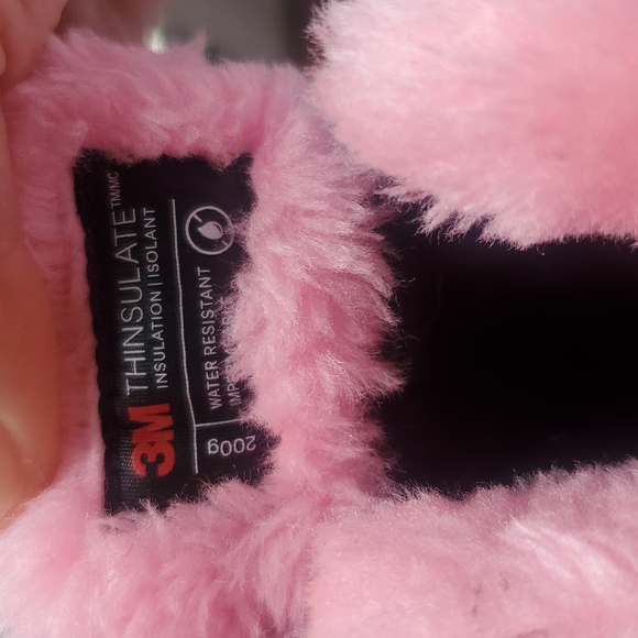 Girl Toddler Size 7 Snow Boots - Picture 9 of 9